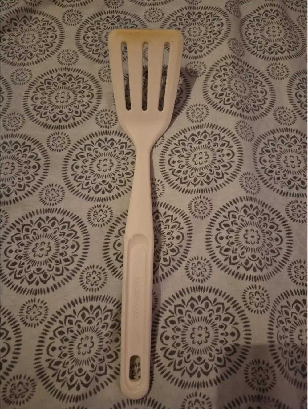 Farberware Slotted Spatula Turner Flipper White Nylon 12”